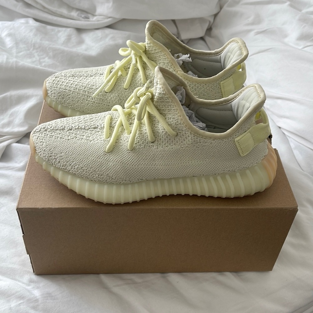 Yeezy boost 350 butter US size 6